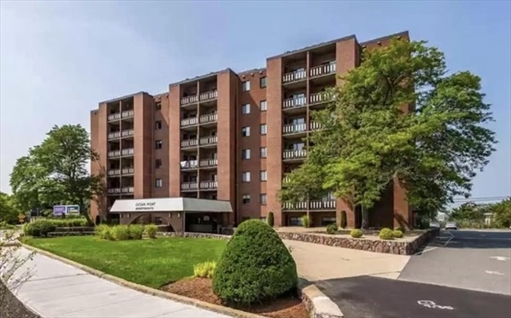2 Ocean, Apt 605