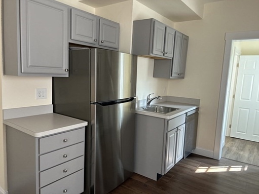 5 Quigley Court, Apt 5