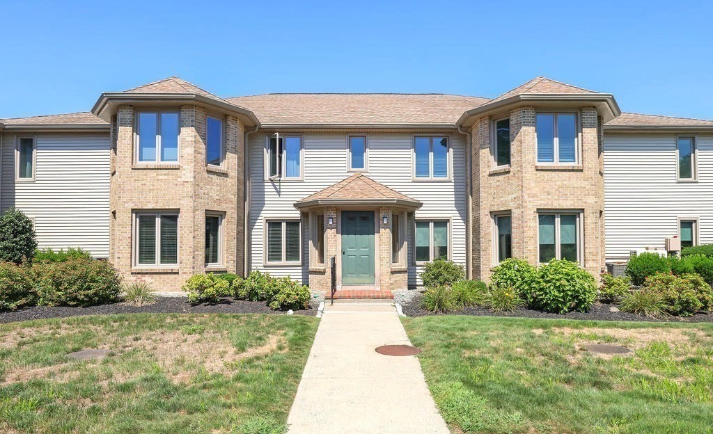 108 Norton Ave Unit 17, Easton, MA 02334