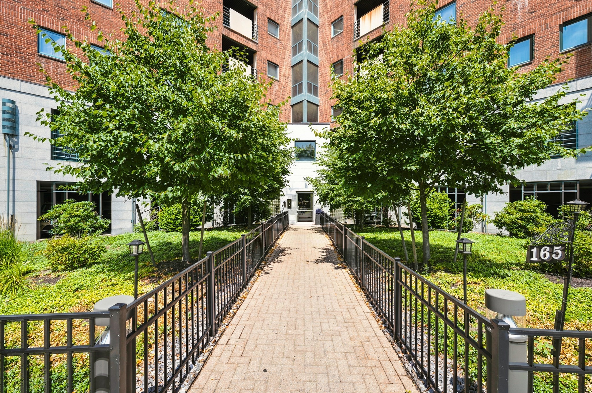 165 Cottage Unit 701, Chelsea, MA 01250