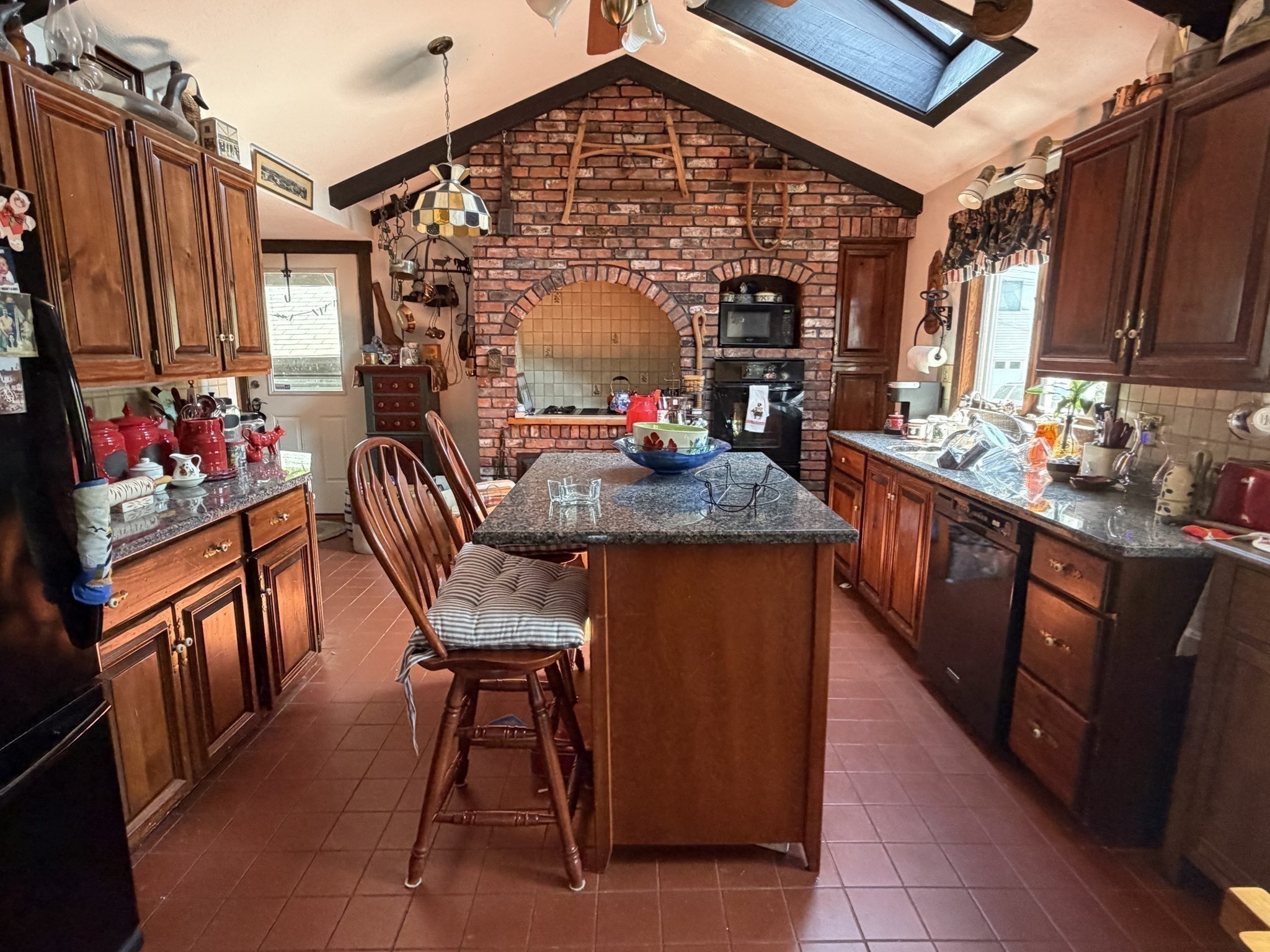 47 Wheeler Street, Gloucester, MA 01930 - Image 3