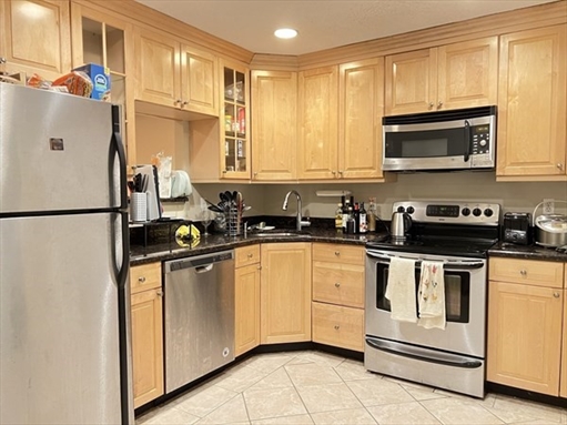 15 Walbridge St, Apt 9