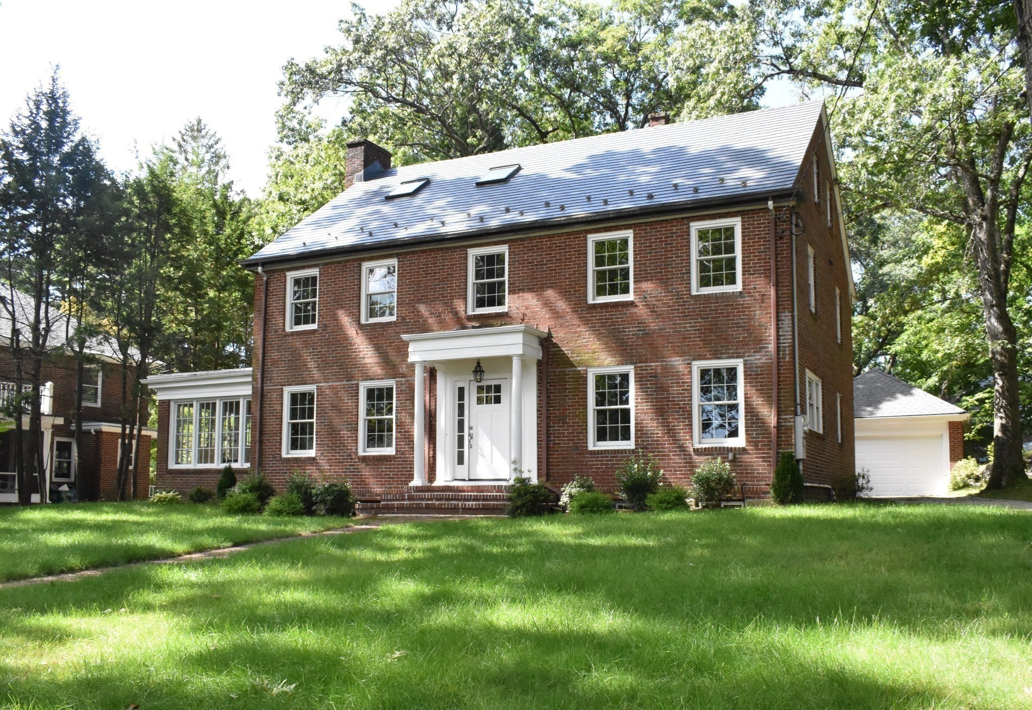 27 Gammons Rd, Newton, MA 02468