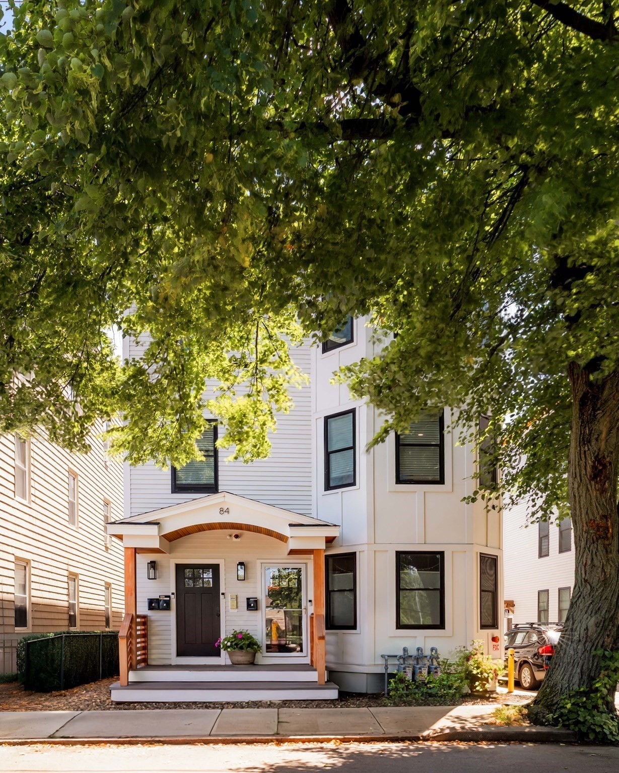 84 Berkshire Street Unit 3, Cambridge, MA 02141