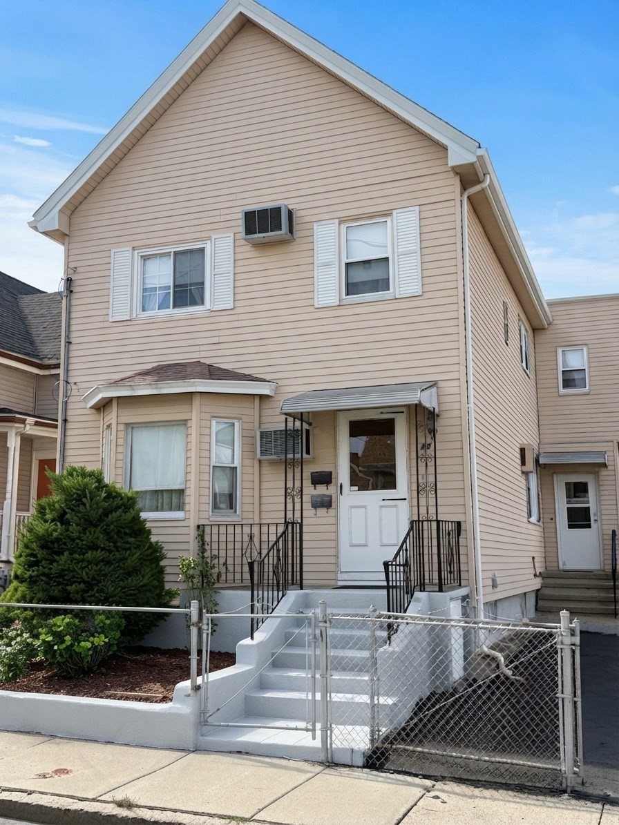 16 Carter St, Everett, MA 02149