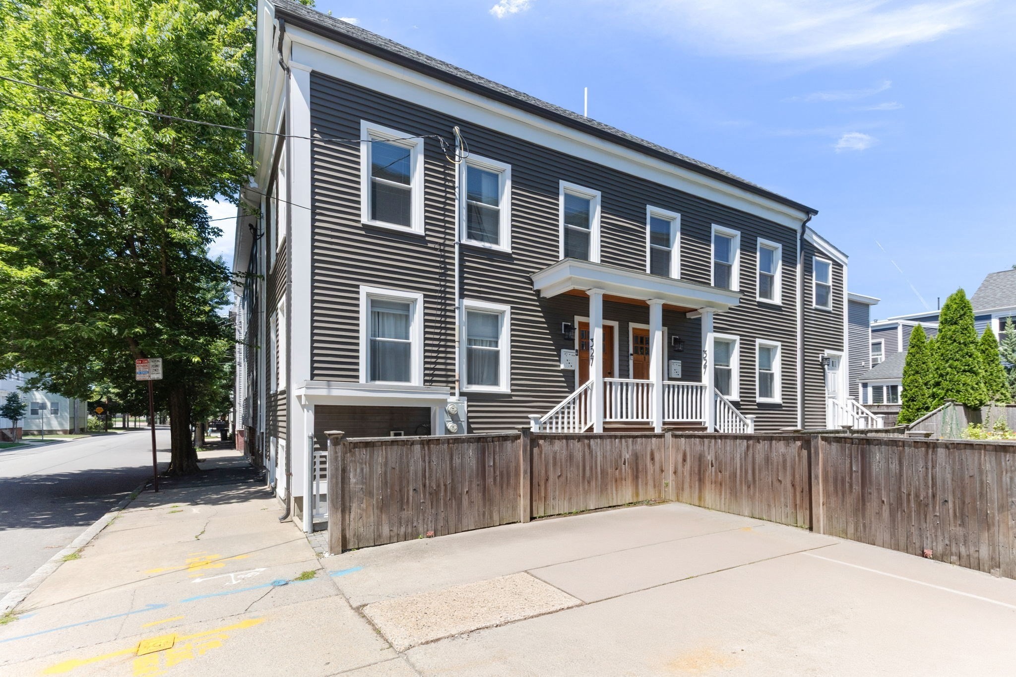 327 Hurley St Unit 2, Cambridge, MA 02141