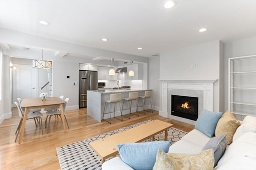 327-329 Hurley St, Apt 2