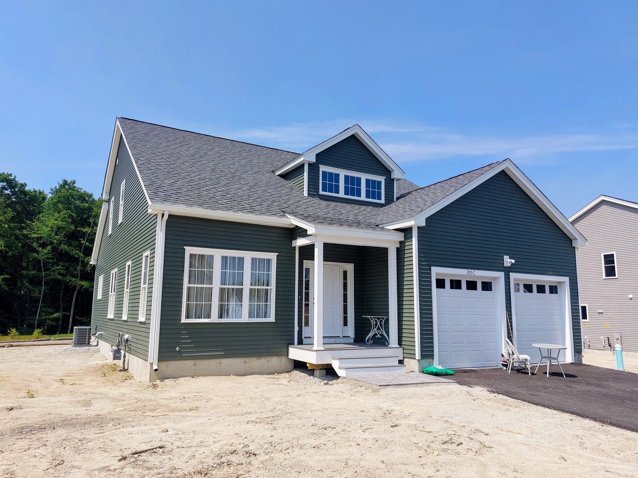 24 Crownshield Unit 24D, Uxbridge, MA 01569