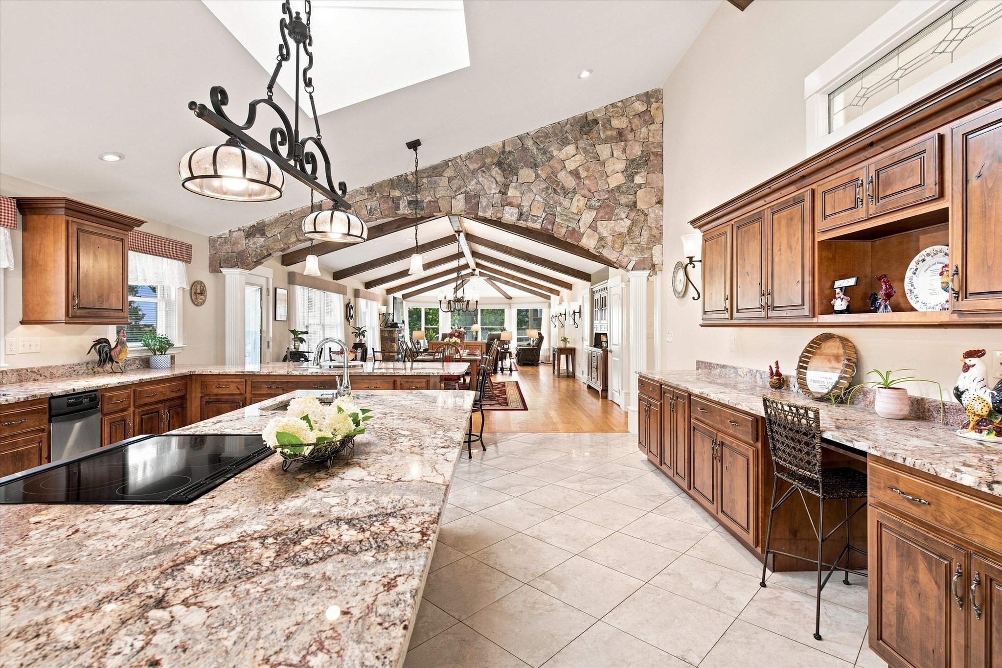9 Oxford Road, Gloucester, MA 01930 - Image 5