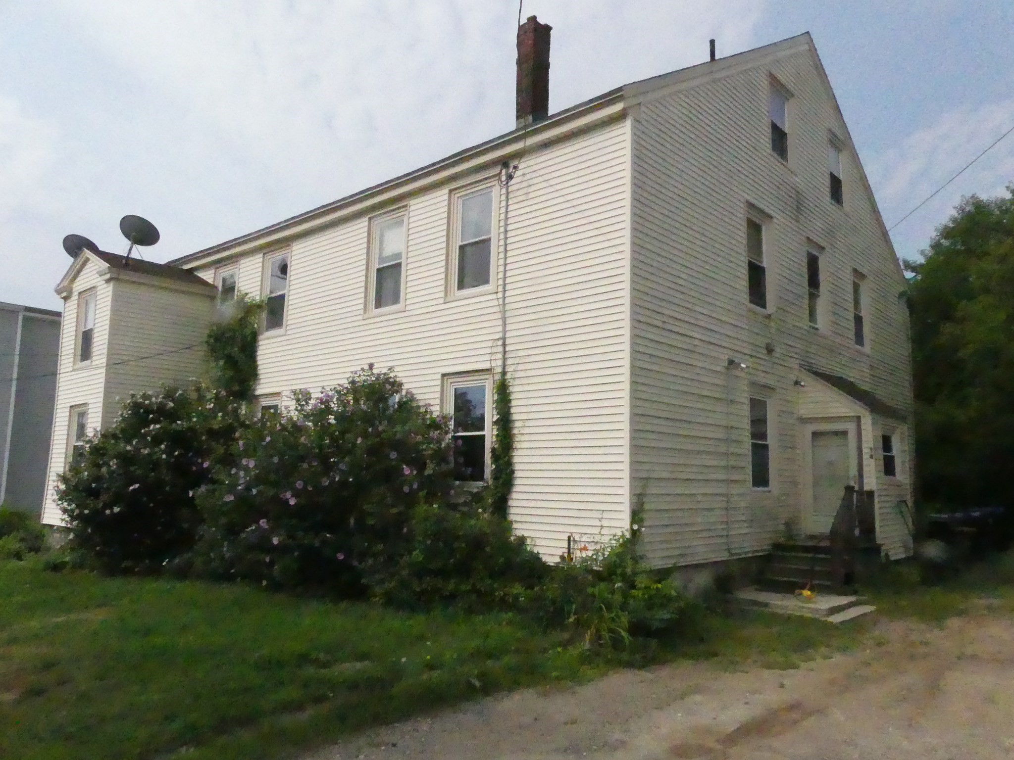 14 Summit Ave, Beverly, MA 01915