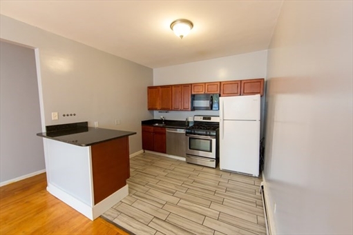 26 South Huntington Ave, Apt 2