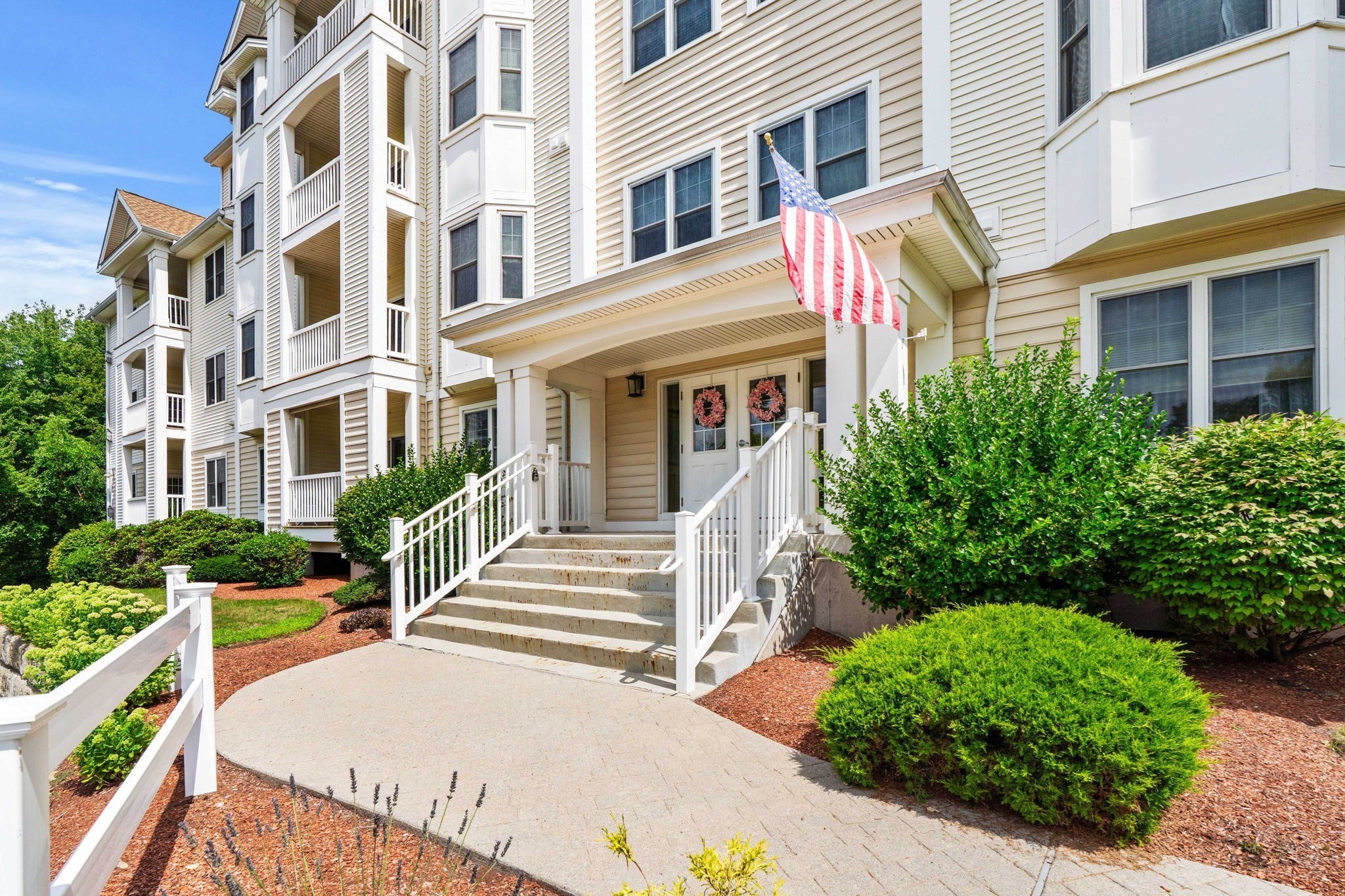 33 Westchester Drive Unit 304, Haverhill, MA 01830