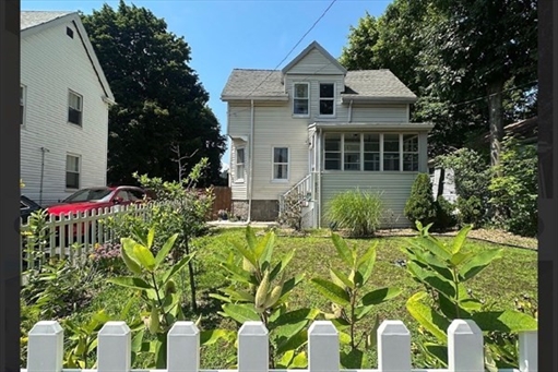 81 Clare Ave, Apt 1