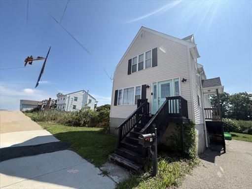 735 Sea Street