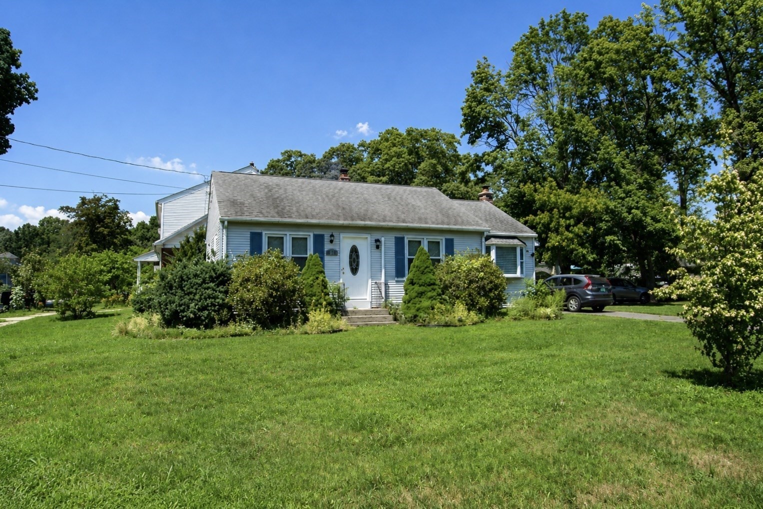 24 Herbert St, Longmeadow, MA 01106