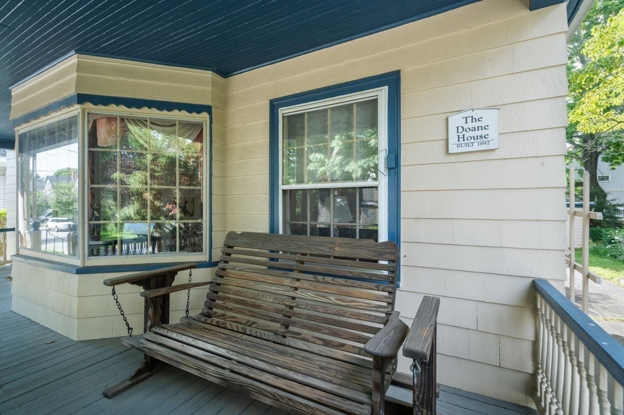 11 Hampden Street, Swampscott, MA 01907 - Image 2
