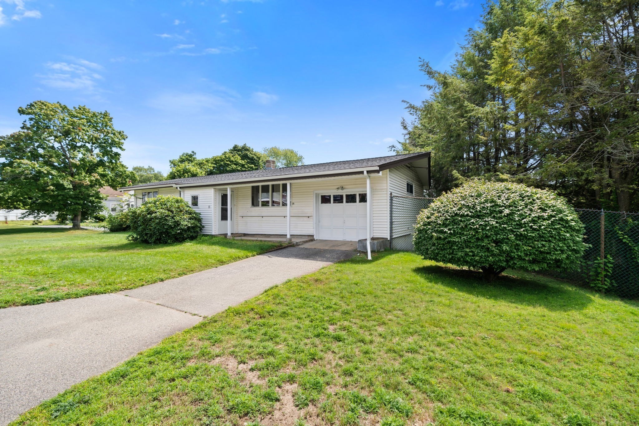 71 Hamilton St, Saugus, MA 01906