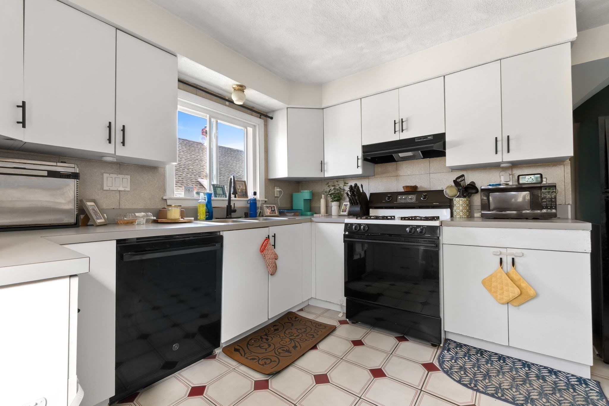20 Shepherd St, Gloucester, MA 01930 - Image 16
