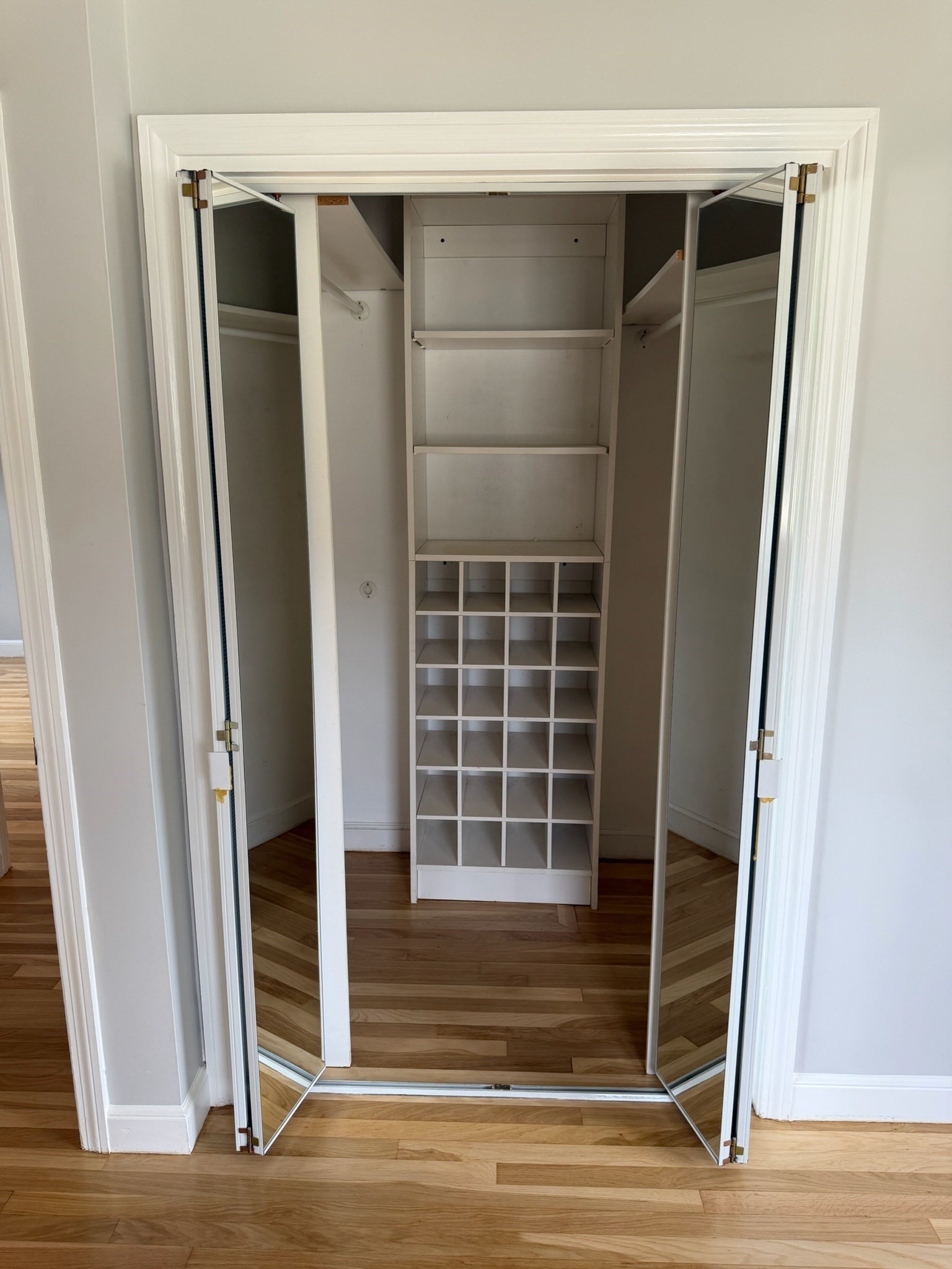 6 Canterbury Rd, Woburn, MA 01801 - Image 16