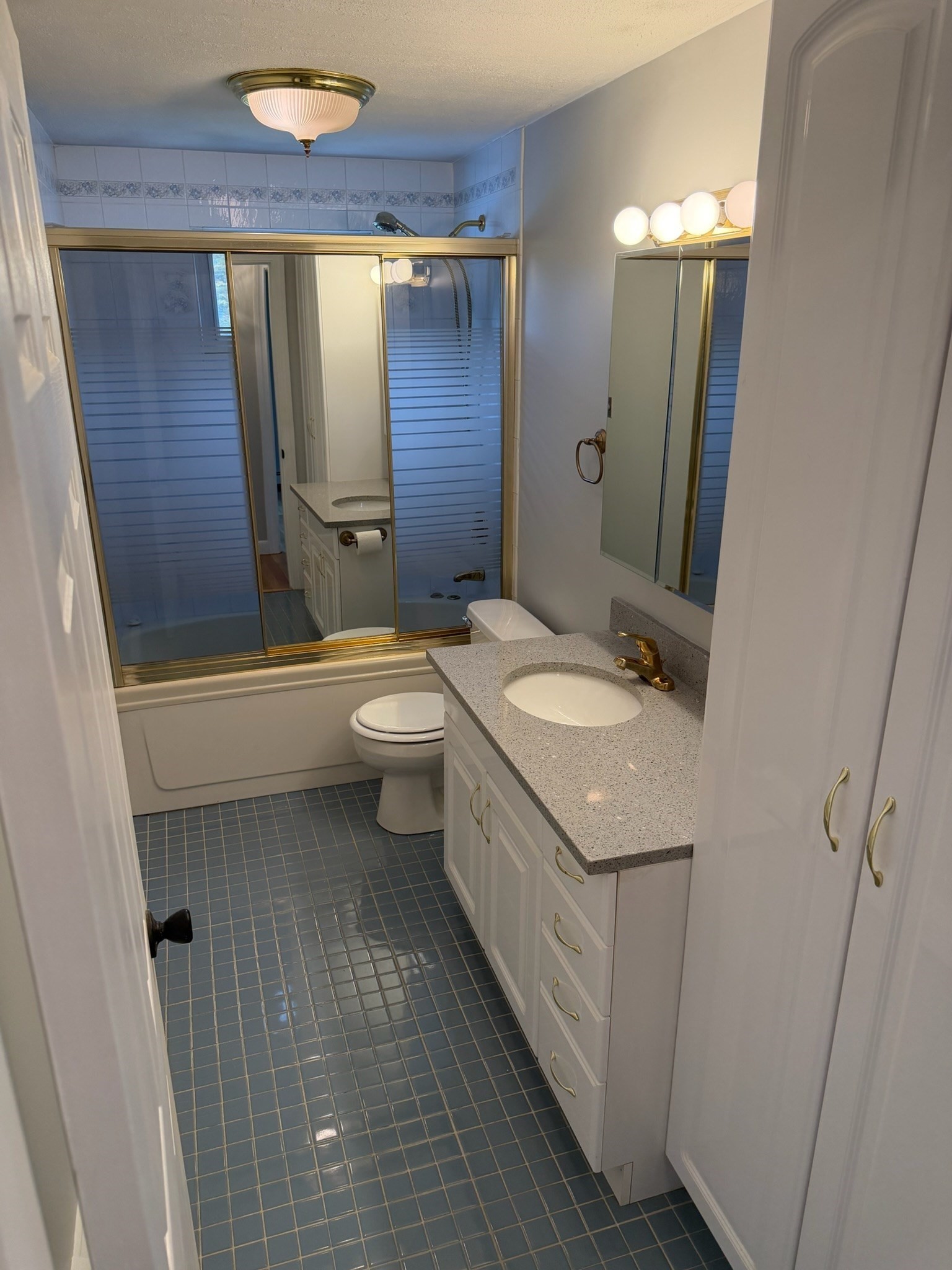 6 Canterbury Rd, Woburn, MA 01801 - Image 20