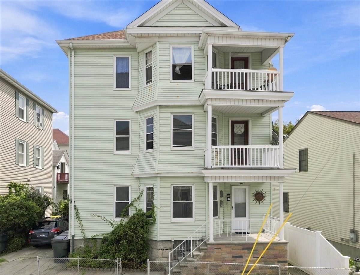 121 Almy St, Fall River, MA 02720 - Image 1