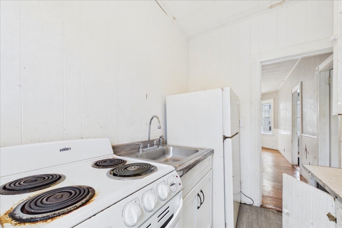121 Almy St, Fall River, MA 02720 - Image 20