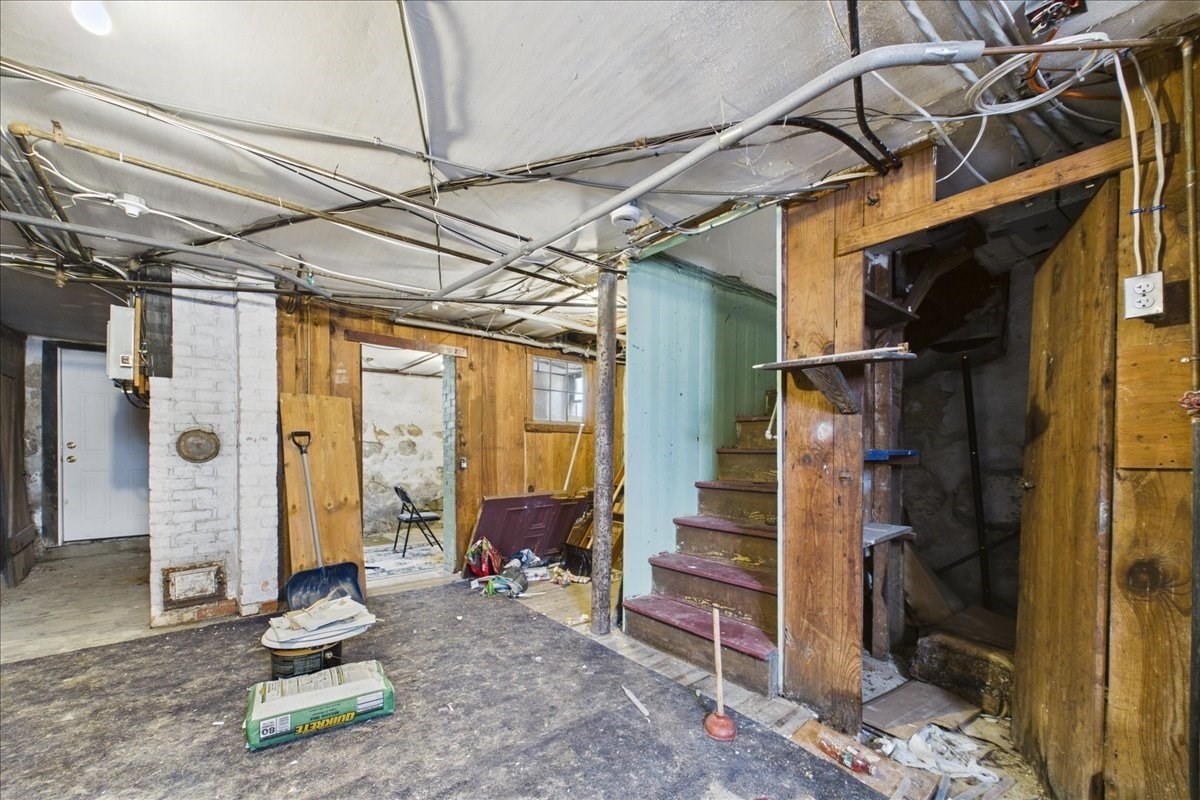 121 Almy St, Fall River, MA 02720 - Image 30