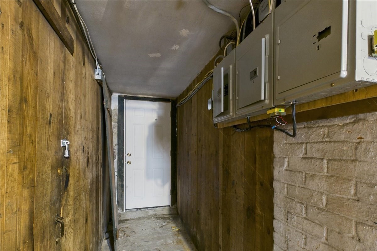 121 Almy St, Fall River, MA 02720 - Image 34