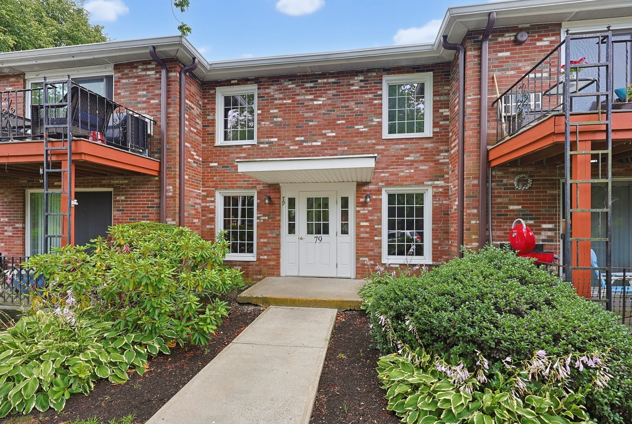 79 Fountain Ln Unit 16, Weymouth, MA 02190