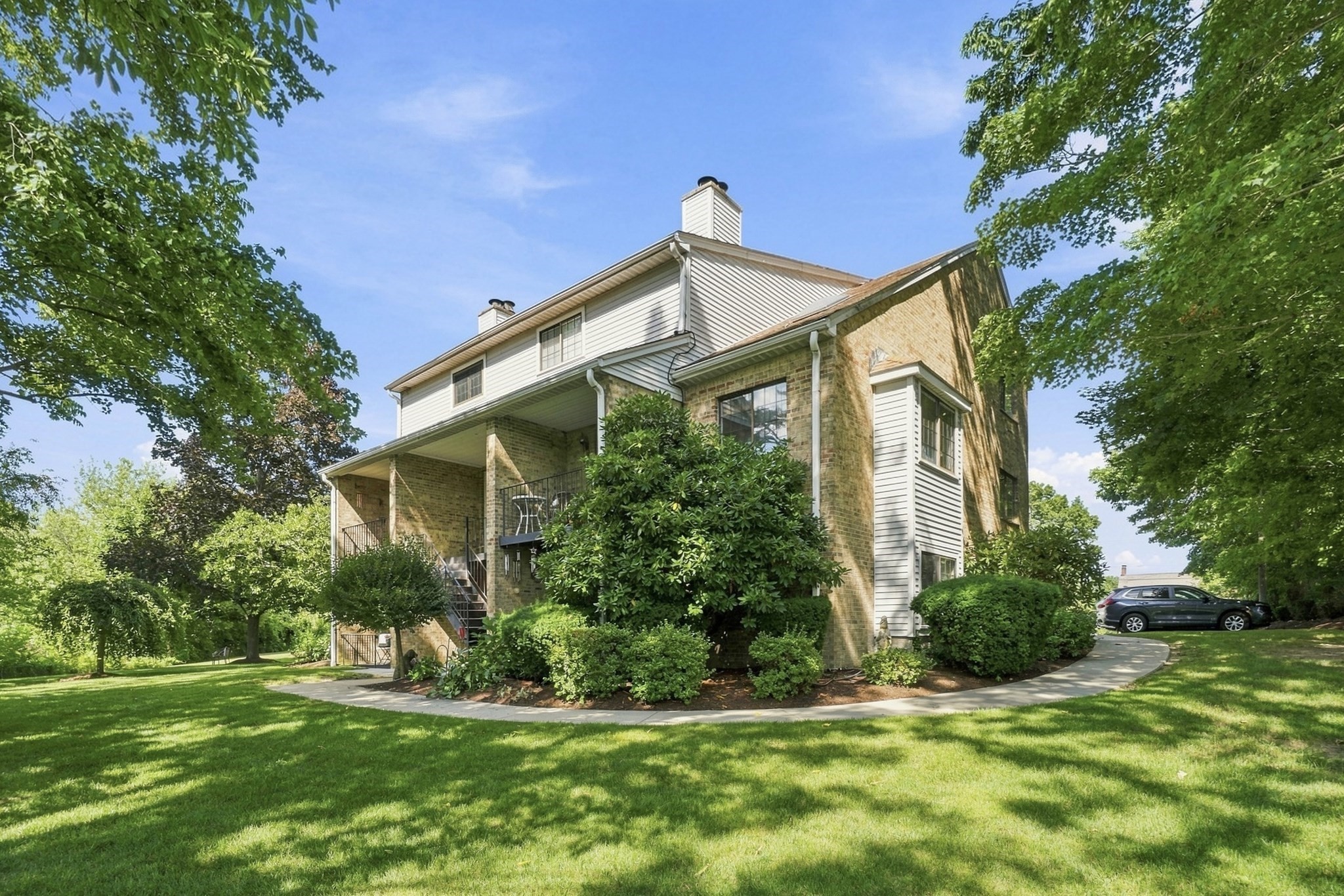 194 Washington St Unit B, Canton, MA 02021