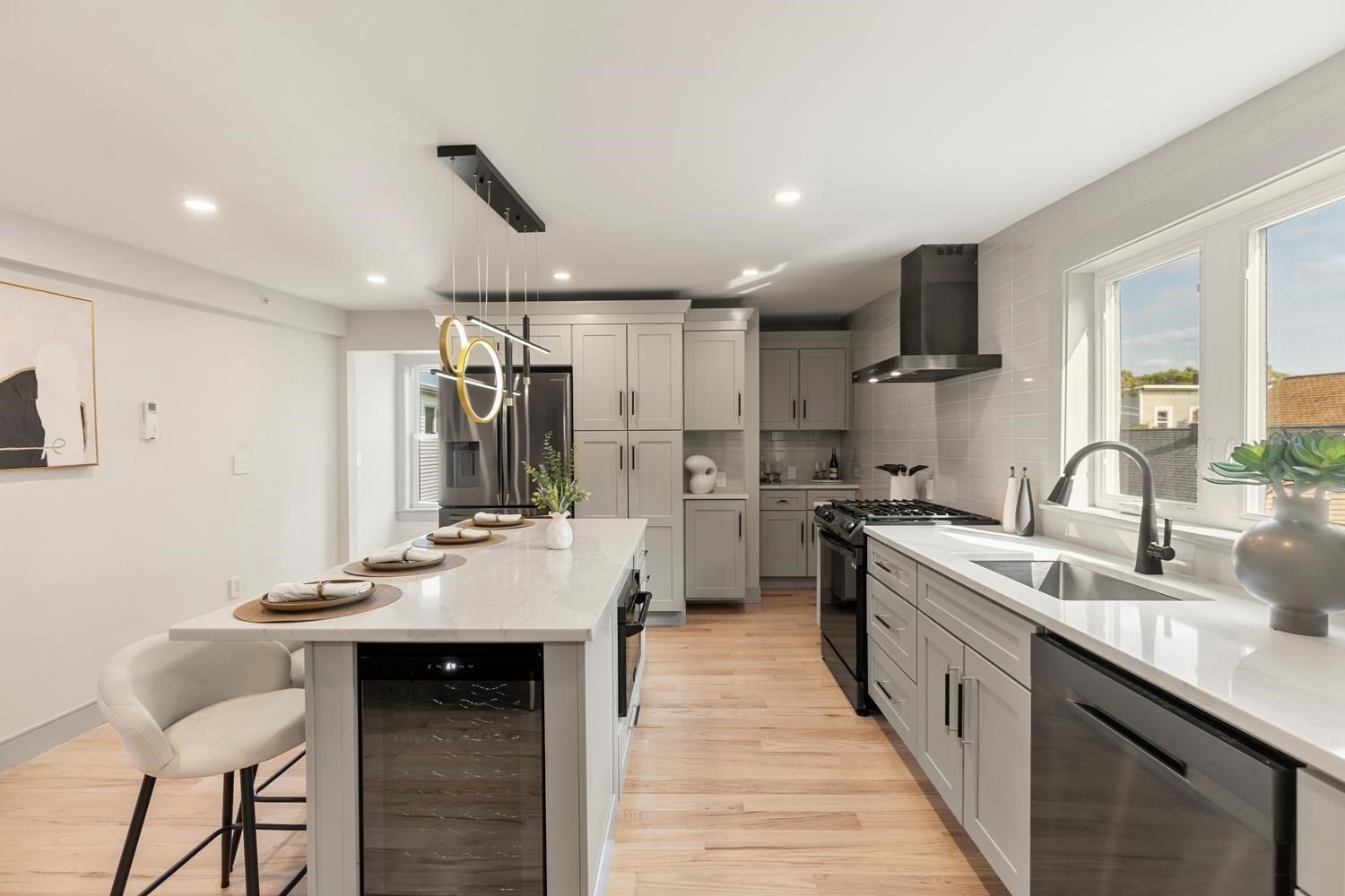 22 Hunting Street Unit 3P, Cambridge, MA 02141