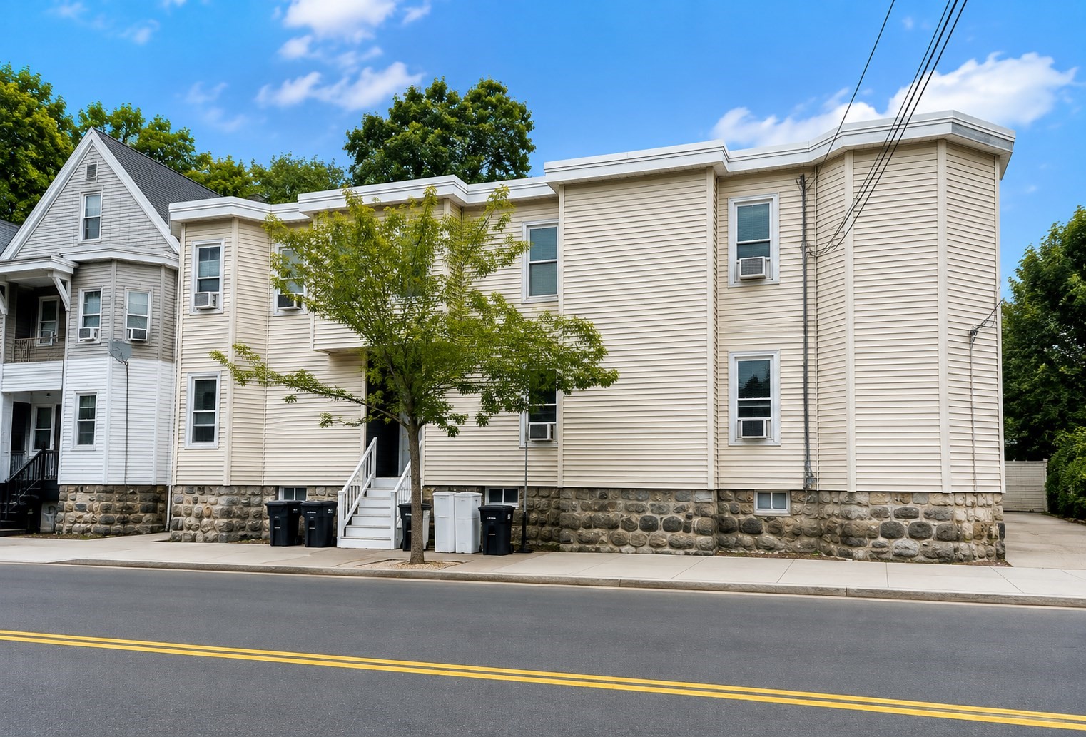 123 Cedar St, ,  00497