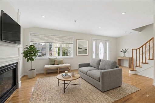 40 Myrtle Street, Apt 3