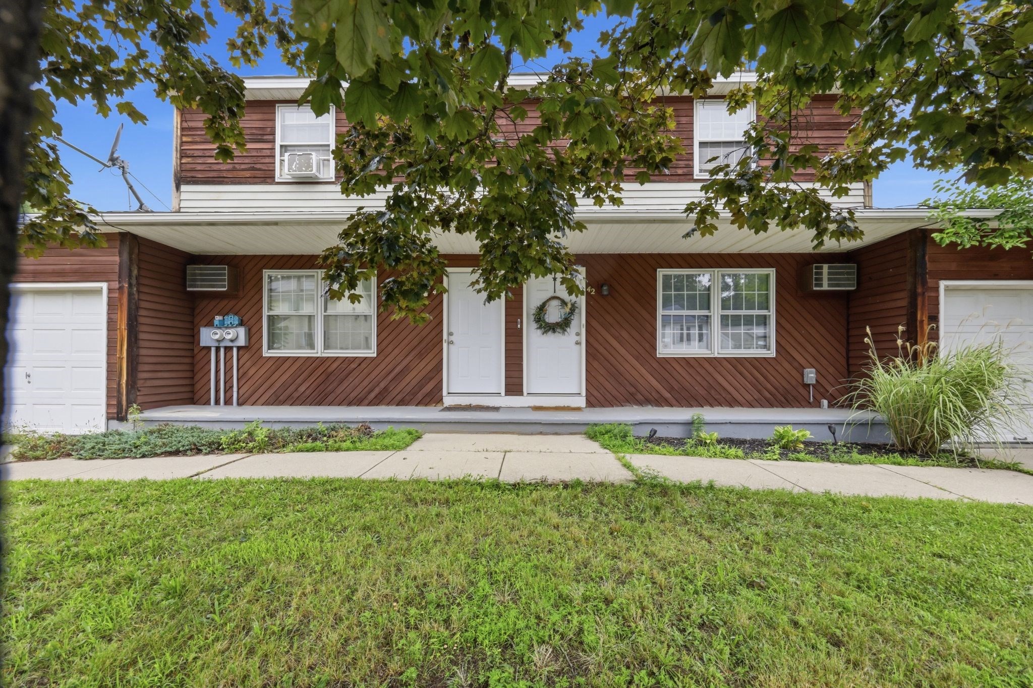 40 Ferris St, Springfield, MA 01151