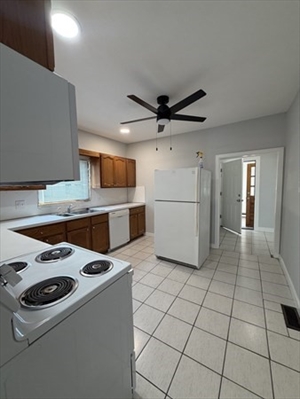 30 Valley St, Apt 1