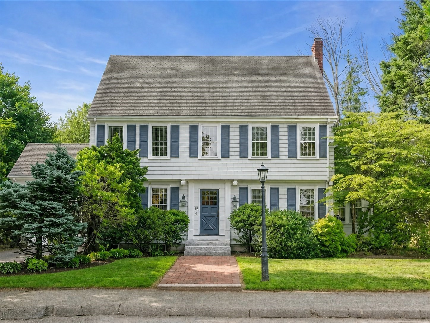 12 Robert Road, Marblehead, MA 01945
