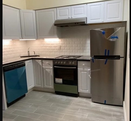 1607 commonwealth avenue, Apt 11