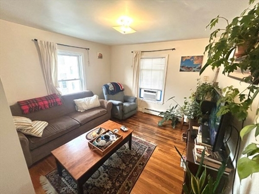 6 Pearl Street, Apt 2