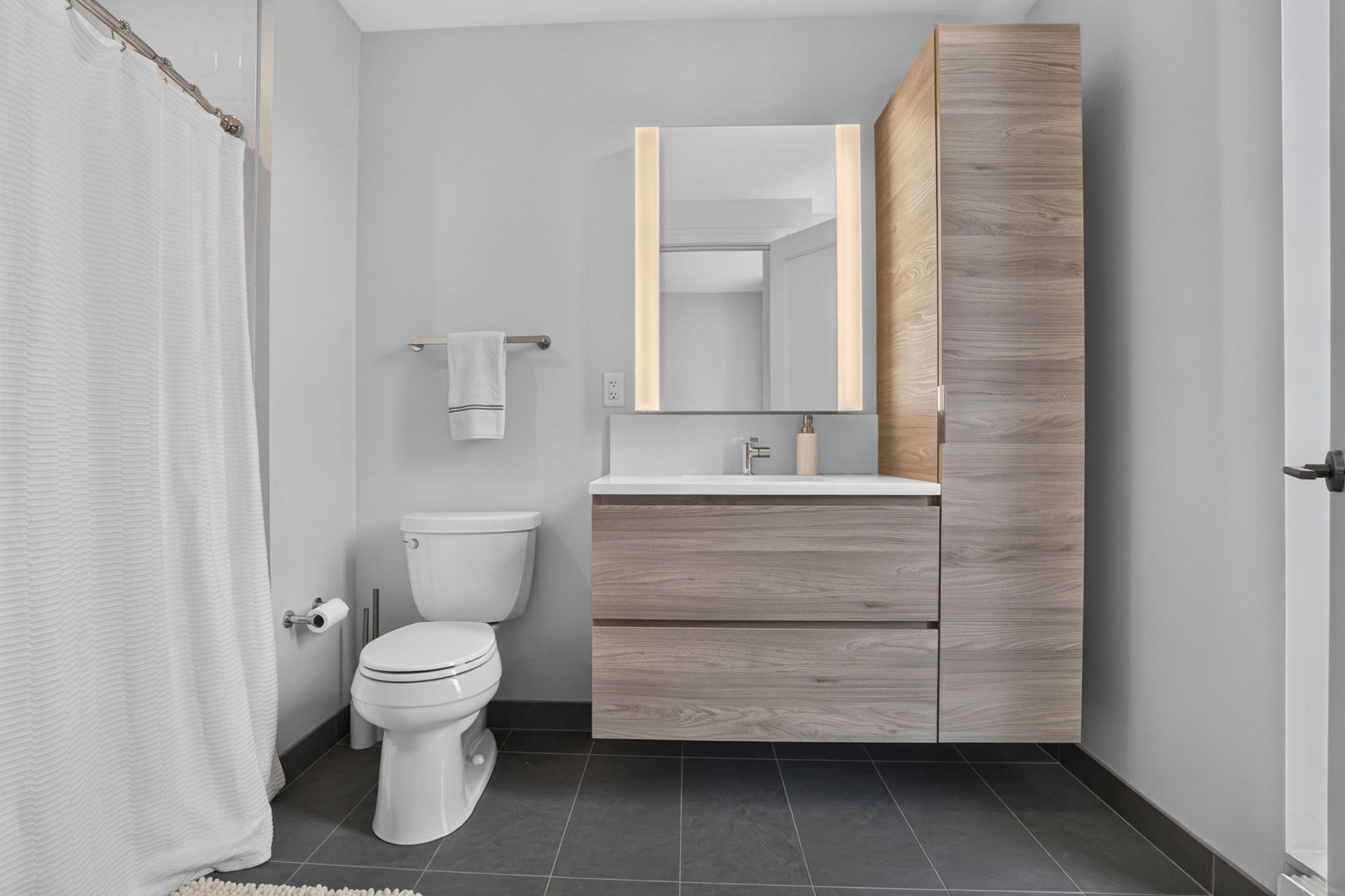 135 Seaport Blvd Unit 2007, Seaport, Boston, MA 02210 - Image 14