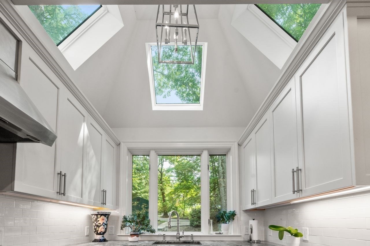 292 Clinton Rd, Brookline, MA 02445 - Image 14