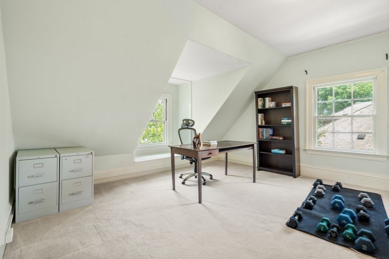 292 Clinton Rd, Brookline, MA 02445 - Image 24
