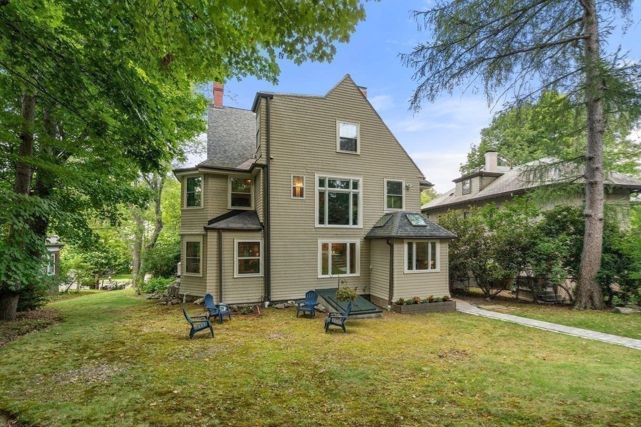 292 Clinton Rd, Brookline, MA 02445 - Image 25