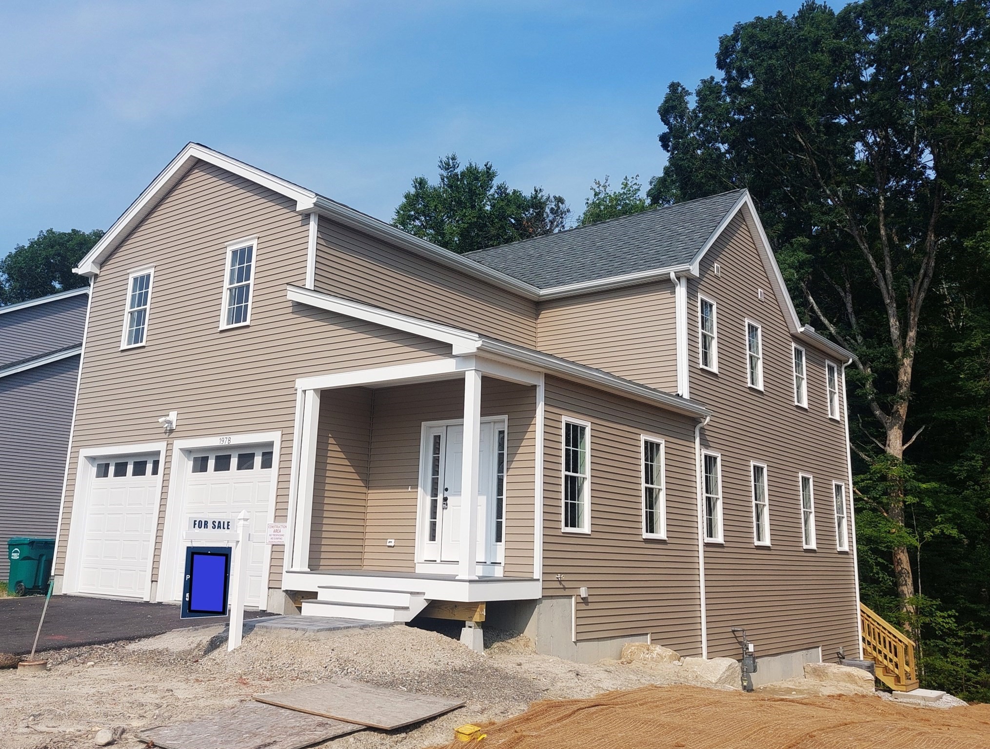 197 Crownshield, Uxbridge, MA 01569