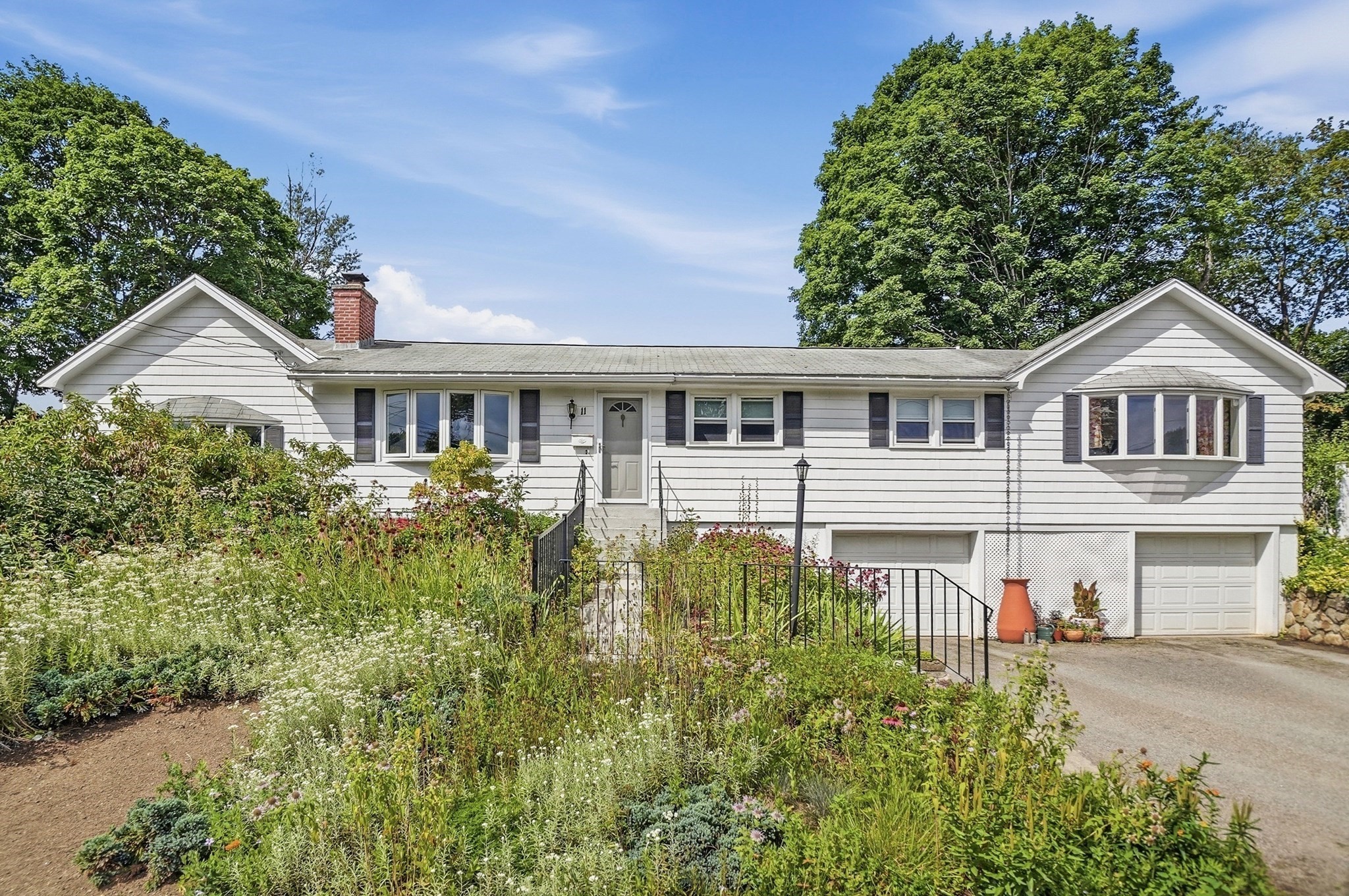 11 Farmington Circle, Marlborough, MA 01752