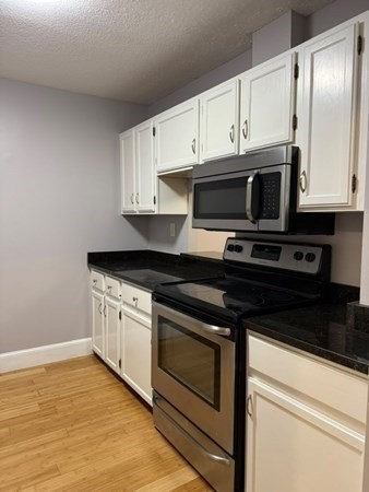 100 Captains Row Unit 203, Chelsea, MA 02150