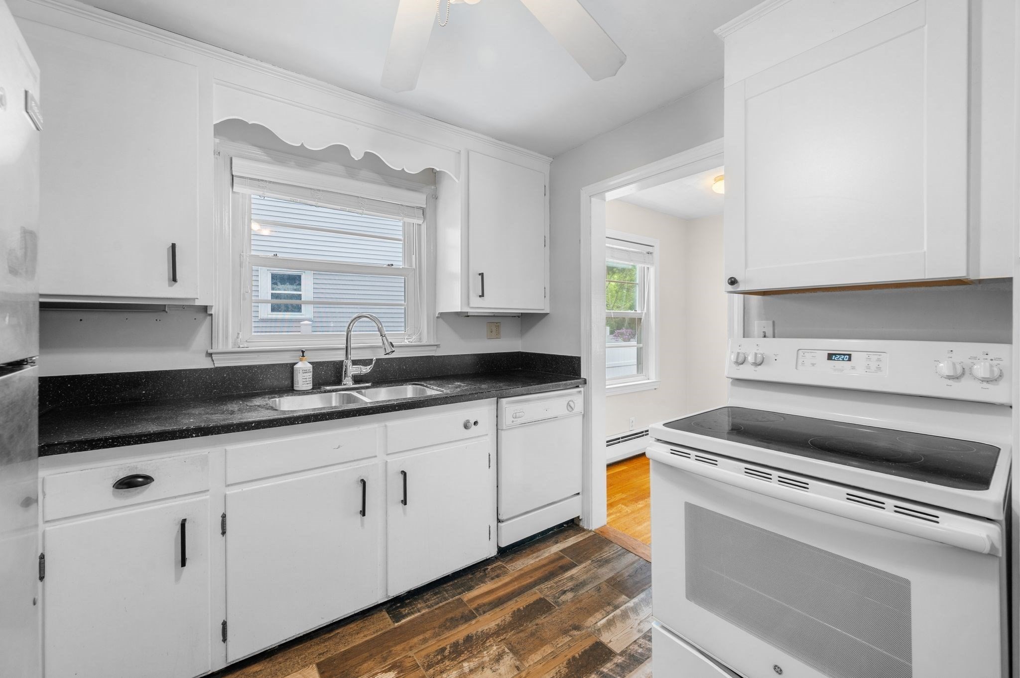 7 Edgehill Rd, Swampscott, MA 01907 - Image 20