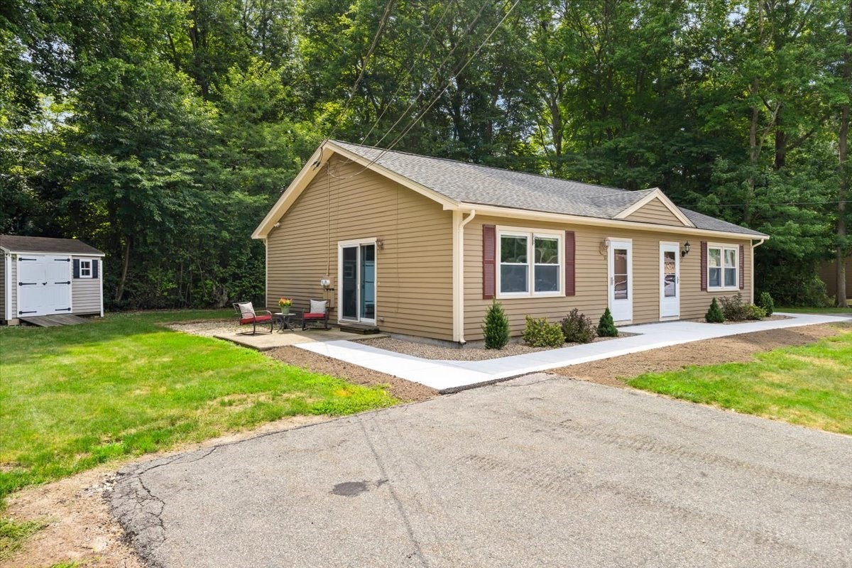 30 Old Forge Rd Unit 30, Bridgewater, MA 02324
