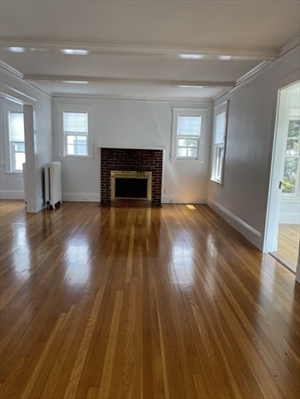 665 Belmont St, Apt 2