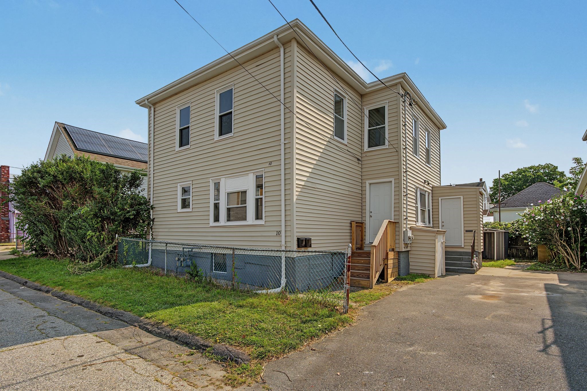 10 Carlisa Dr, Fall River, MA 02723