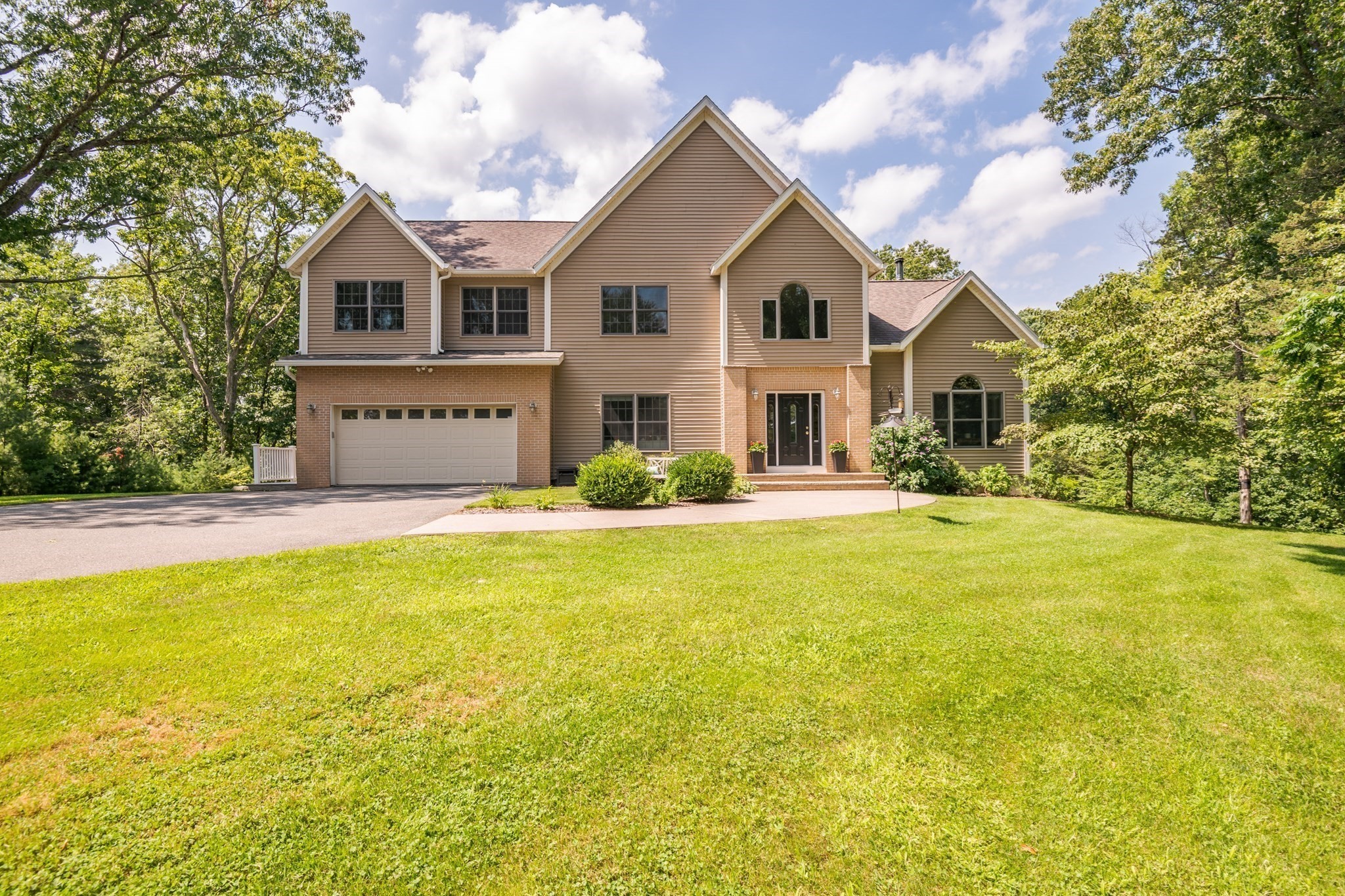 536 Newburyport Tpke, Rowley, MA 01969